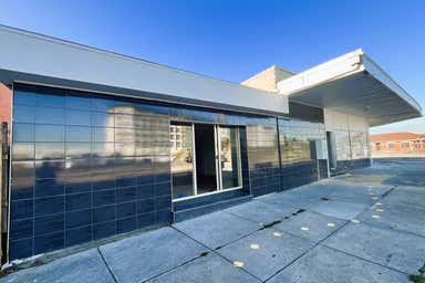 2 The Boulevard Thomastown VIC 3074 - Image 3