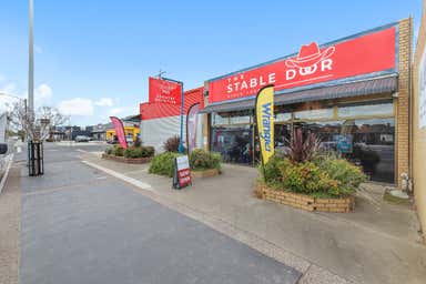 262-264 York Street (Princes Hwy) Sale VIC 3850 - Image 3