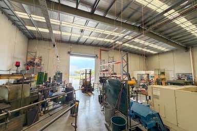 1/8 Lakewood Boulevard Carrum Downs VIC 3201 - Image 3