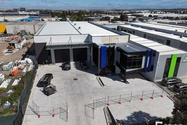 15 Fullarton Drive Epping VIC 3076 - Image 3