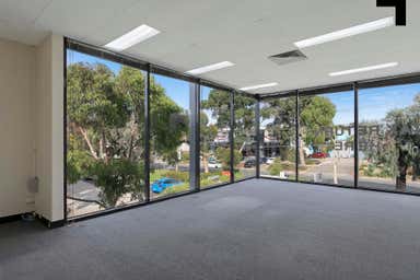 1/2 Garden Road Clayton VIC 3168 - Image 3