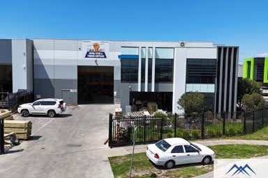 21 Silvretta Court Clyde North VIC 3978 - Image 3