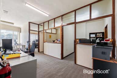 1/20 Station St Nunawading VIC 3131 - Image 3