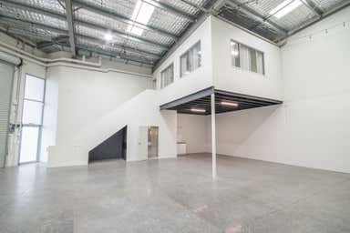 5/9 Inventory Court Arundel QLD 4214 - Image 4