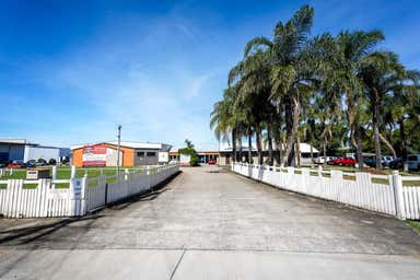 300 South Pine Road Brendale QLD 4500 - Image 4