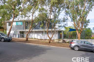 2 Crew Street Yallambie VIC 3085 - Image 3