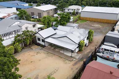 24 Magazine Street Stratford QLD 4870 - Image 4