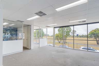 7/4 Money Close Rouse Hill NSW 2155 - Image 4