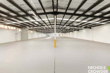 17 Edgecombe Court Moorabbin VIC 3189 - Image 3