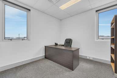 10/9 Capital Place Birtinya QLD 4575 - Image 4