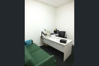 2/15-17  Warby Street Campbelltown NSW 2560 - Image 4