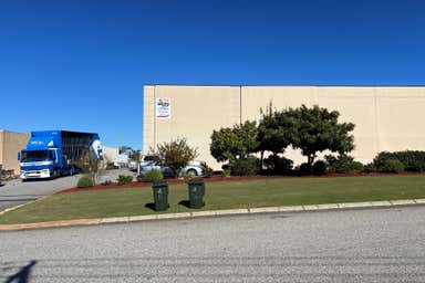 3/66 Kent Way Malaga WA 6090 - Image 4