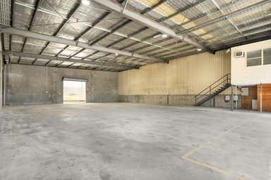 2/21-23 Piper Street Caboolture QLD 4510 - Image 4