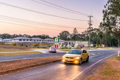 7-Eleven Dakabin, 205 Old Gympie Road Dakabin QLD 4503 - Image 3