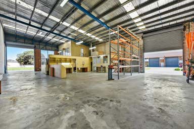 Unit 4, 19 Stephen Road Dandenong South VIC 3175 - Image 3