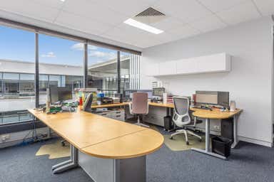 4.05, 33 Lexington Drive Bella Vista NSW 2153 - Image 3