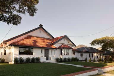 1018 Logan Road Holland Park West QLD 4121 - Image 3