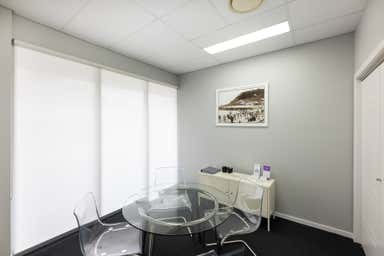 15/79 West Burleigh Road Burleigh Heads QLD 4220 - Image 4