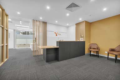 Level 1 17 Duporth Avenue Maroochydore QLD 4558 - Image 4