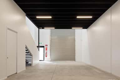 2/3 Rina Court Varsity Lakes QLD 4227 - Image 4