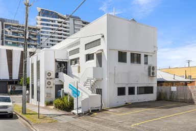 4/277 Old Cleveland Road Coorparoo QLD 4151 - Image 4