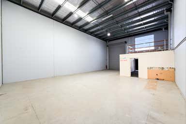 26/21 Barry Street Bayswater VIC 3153 - Image 4