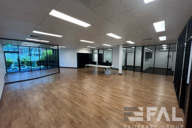 Suite  2, 10 Paxton Street Springwood QLD 4127 - Image 4