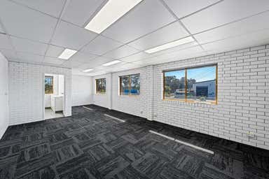 46 Suscatand Street Rocklea QLD 4106 - Image 3