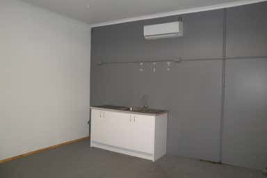 8/3 Donaldson Street Manunda QLD 4870 - Image 4