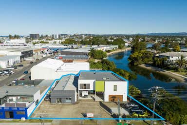 26 Surfers Avenue Mermaid Waters QLD 4218 - Image 2