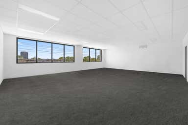 3/66 Taylor St Bulimba QLD 4171 - Image 4