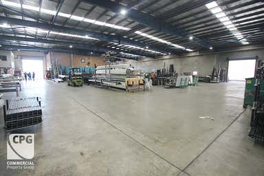 10 Pat Devlin Close Chipping Norton NSW 2170 - Image 3