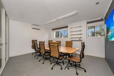 2/36-40 Ingham Road West End QLD 4810 - Image 2