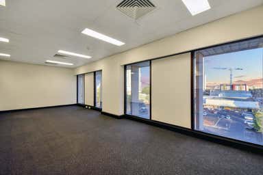 62 Cavenagh Street Darwin City NT 0800 - Image 4