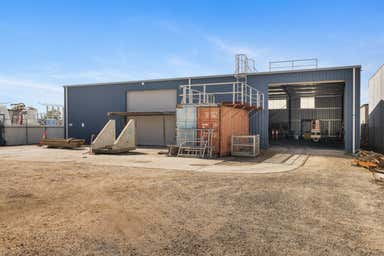 62-66 Princes Highway Sale VIC 3850 - Image 3