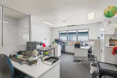 10/11 Forge Close Sumner QLD 4074 - Image 3