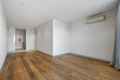 2/26 Main Street Mornington VIC 3931 - Image 3