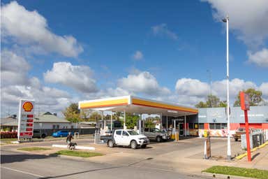 Viva Energy, 98 Kurrajong Avenue Leeton NSW 2705 - Image 3