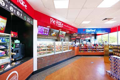 United Petroleum, Corner Ranford Road & Terrier Place Southern River WA 6110 - Image 3