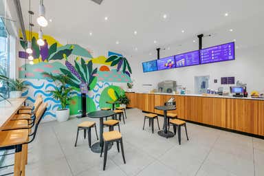 Shop 8/7 Moseley Square (Holdfast Walk) Glenelg SA 5045 - Image 3