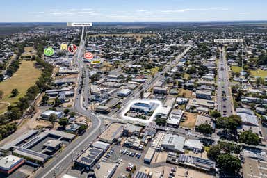 Civic Complex, 19 Egerton Street Emerald QLD 4720 - Image 4