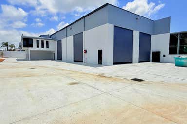 Arundel QLD 4214 - Image 4