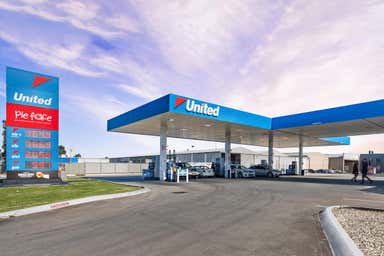 United Petroleum, 45 McIntyre Road Sunshine VIC 3020 - Image 3