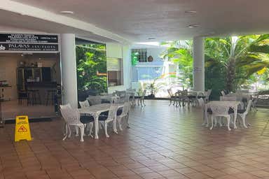 4/386 Esplanade Torquay QLD 4655 - Image 4