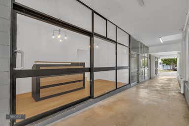 1 & 2, 2a Ormuz Avenue Caloundra QLD 4551 - Image 3