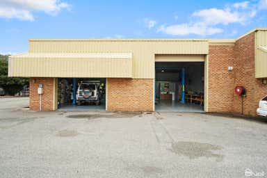 1/33 Gillam Drive Kelmscott WA 6111 - Image 4