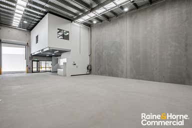 8/15 King Court North Lakes QLD 4509 - Image 2