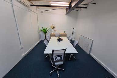 1B/22 Ereton Drive Arundel QLD 4214 - Image 4