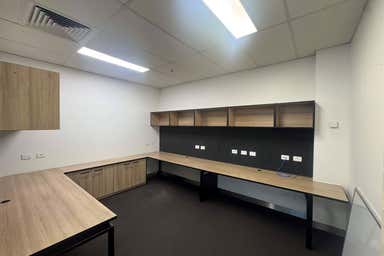 13/2 Waterfront Place Robina QLD 4226 - Image 3