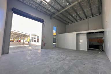 8/10 Logistics Place Arundel QLD 4214 - Image 4